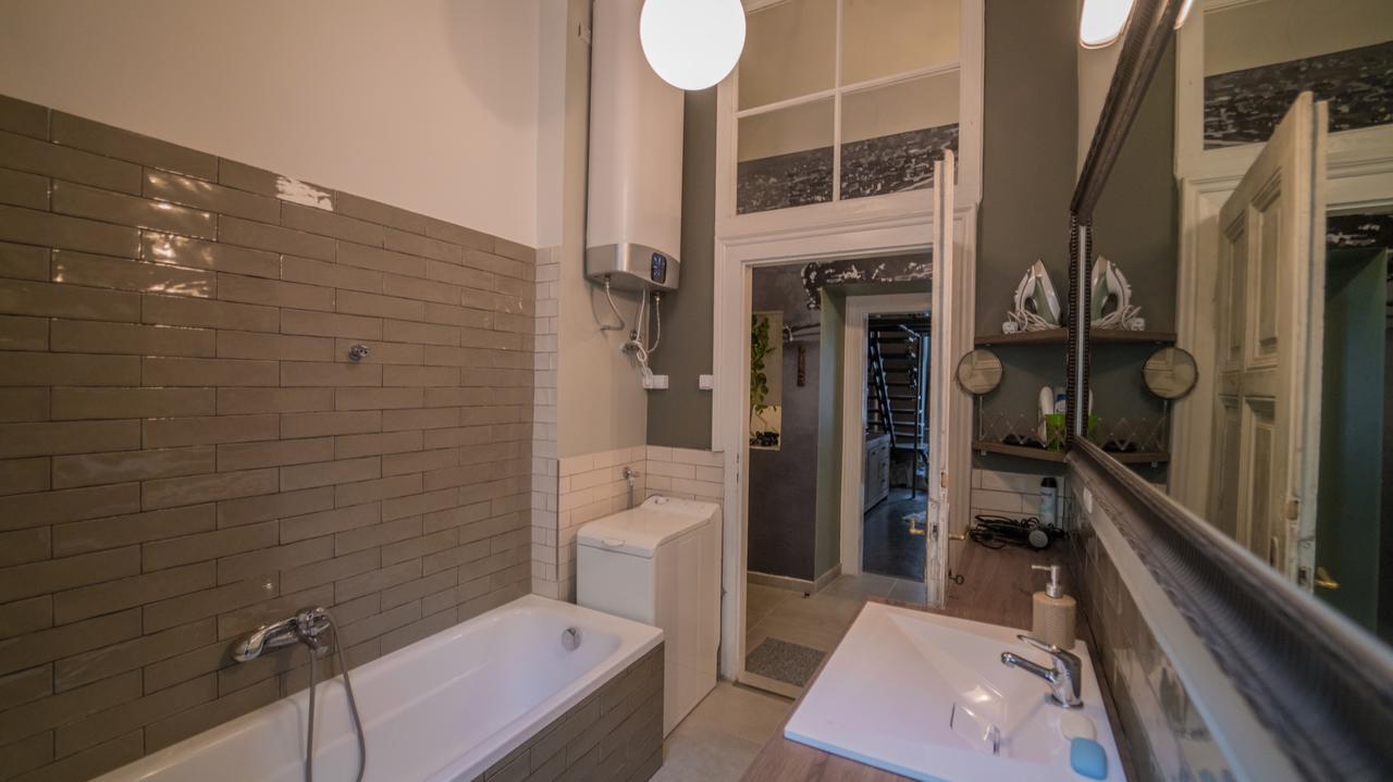 First Budhapest Central Flat Budapest Eksteriør billede